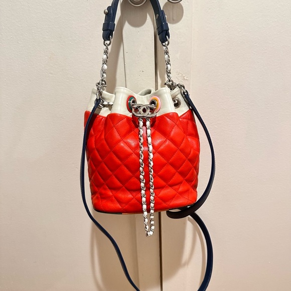 SALE!!!! CHANEL Lambskin Quilted Cuba Drawstring Tote Red White Blue - Picture 8 of 12